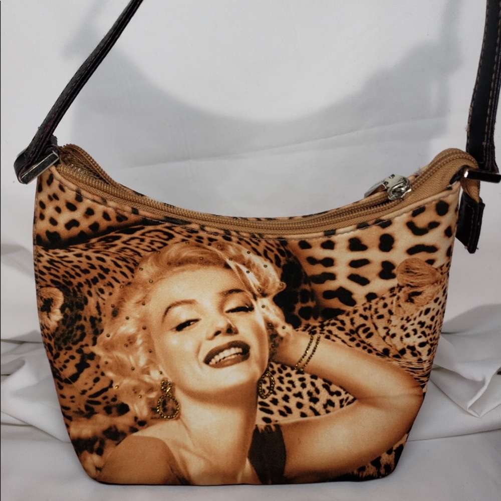 Marilyn Monroe Hand Bag - Picture 2 of 6